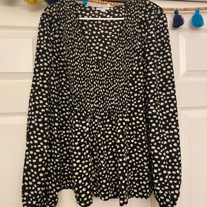 Black and cream v-neck top. Never worn.